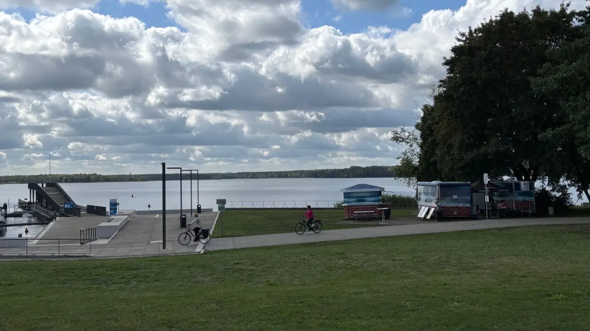 Etwa an diesem Standort am westlichen Stadthafen soll das Bio-Natur-Hotel gebaut werden. Das entsprechende Grundstück wurde bereits vor rund fünf Jahren verkauft.