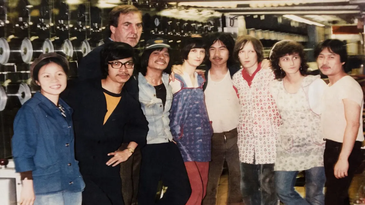 Im Chemiefaserwerk Guben waren zu Zeiten der DDR rund 800 vietnamesische Arbeitskräfte tätig. Nach 45 Jahren gab es ein erstmaliges Wiedersehen, zu dessen Anlass der Verein "Gubener Tuche und Chemiefasern" eine Sonderausstellung zeigt.