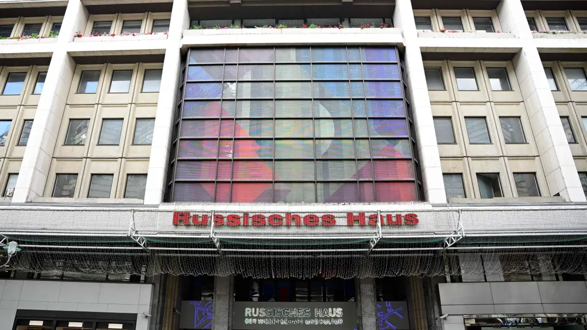 GERMANY-RUSSIA-DRONE-DIPLOMACY: The main entrance to the so-called
"Russisches Haus" (Russian House) cultural institution is pictured in Berlin, Germany, on September 1, 2026.. German media reported that the government was set to formally blame Russia for an incident involving an explosive-laden drone at the strategic airport of Leipzig-Halle in Schkeuditz, eastern Germany, in August 2026. According to media, possible countermeasures could include the expulsion of Russian diplomats and the closure of the Russian cultural centre in Berlin that security services believe is an intelligence hub. (Photo by Tobias SCHWARZ / AFP)