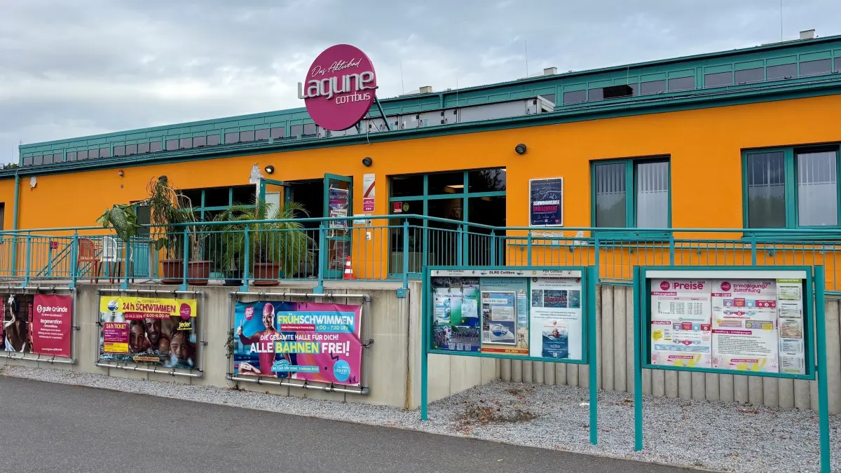 Das Sport- und Freizeitbad Lagune in Cottbus hat ab Samstag (5. September) wieder geöffnet - nach einer fast zweiwöchigen Betriebspause. Doch Einschränkungen gibt es trotzdem.