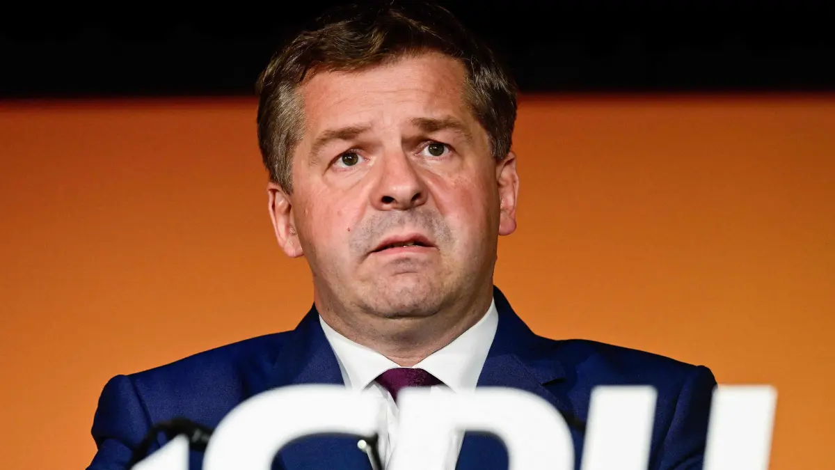 GERMANY-POLITICS-VOTE-STATE-SAXONY-ANHALT: Sven Schulze, Saxony-Anhalt's State Premier and top candidate in the Saxony-Anhalt state election for the conservative Christian Democratic Union (CDU) party, speaks to supporters
after exit poll results were announced on public broadcaster ZDF at the CDU's election party following Saxony-Anhalt's state elections in Magdeburg, eastern Germany on September 6, 2026.. Germany's far-right AfD won key regional elections September 6, 2026 by a landslide with at least 44 percent of the vote in the eastern state of Saxony-Anhalt, said exit polls by two public broadcasters. (Photo by John MACDOUGALL / AFP)