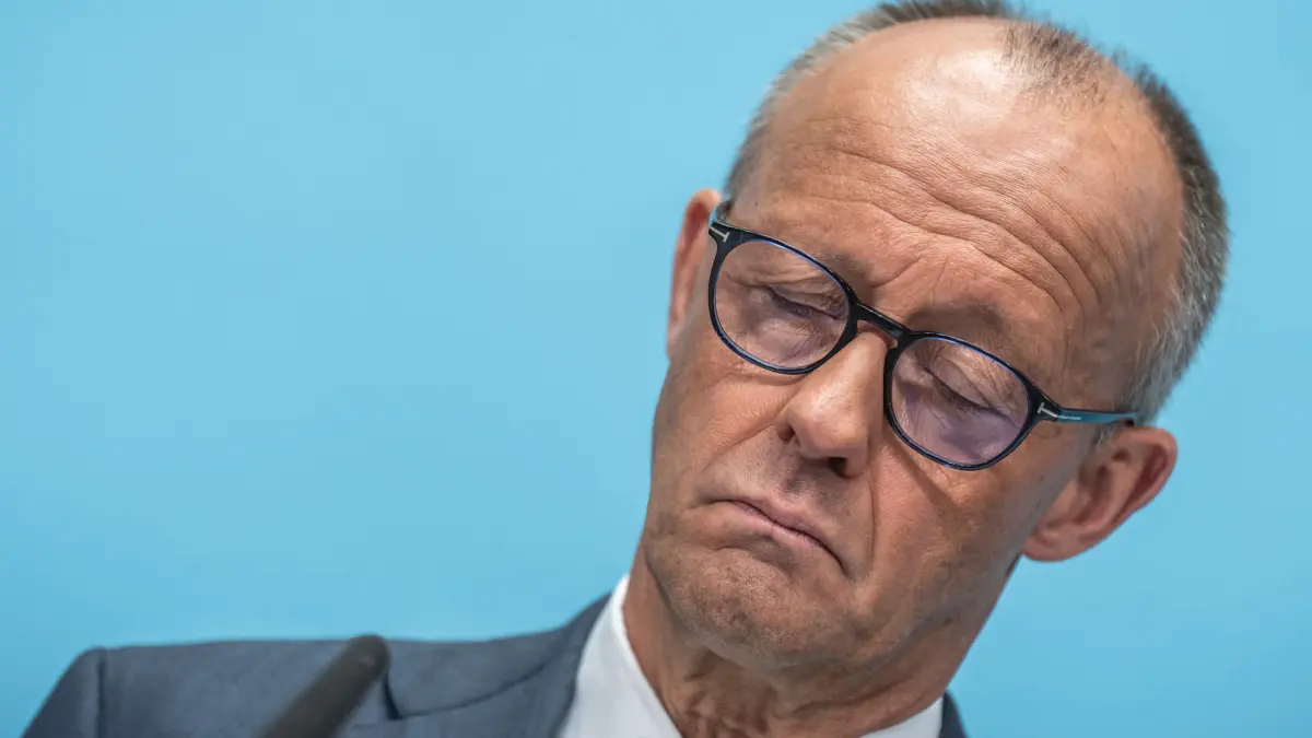 CDU Bundesvorstand - Pressekonferenz: 07.09.2026, Berlin: Friedrich Merz, Bundeskanzler und CDU-Vorsitzender, nimmt nach der Sitzung des CDU-Bundesvorstands im Konrad Adenauer Haus an einer Pressekonferenz teil. Foto: Michael Kappeler/dpa +++ dpa-Bildfunk +++