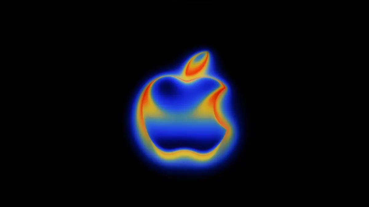 Apple iPhone-Vorstellung: ARCHIV - 09.09.2025, USA, Cupertino: Das Logo von Apple ist vor der Vorstellung neuer iPhone-Modelle im September 2025 zu sehen. (zu dpa: «Erstes auffaltbares iPhone von Apple erwartet») Foto: Andrej Sokolow/dpa +++ dpa-Bildfunk +++