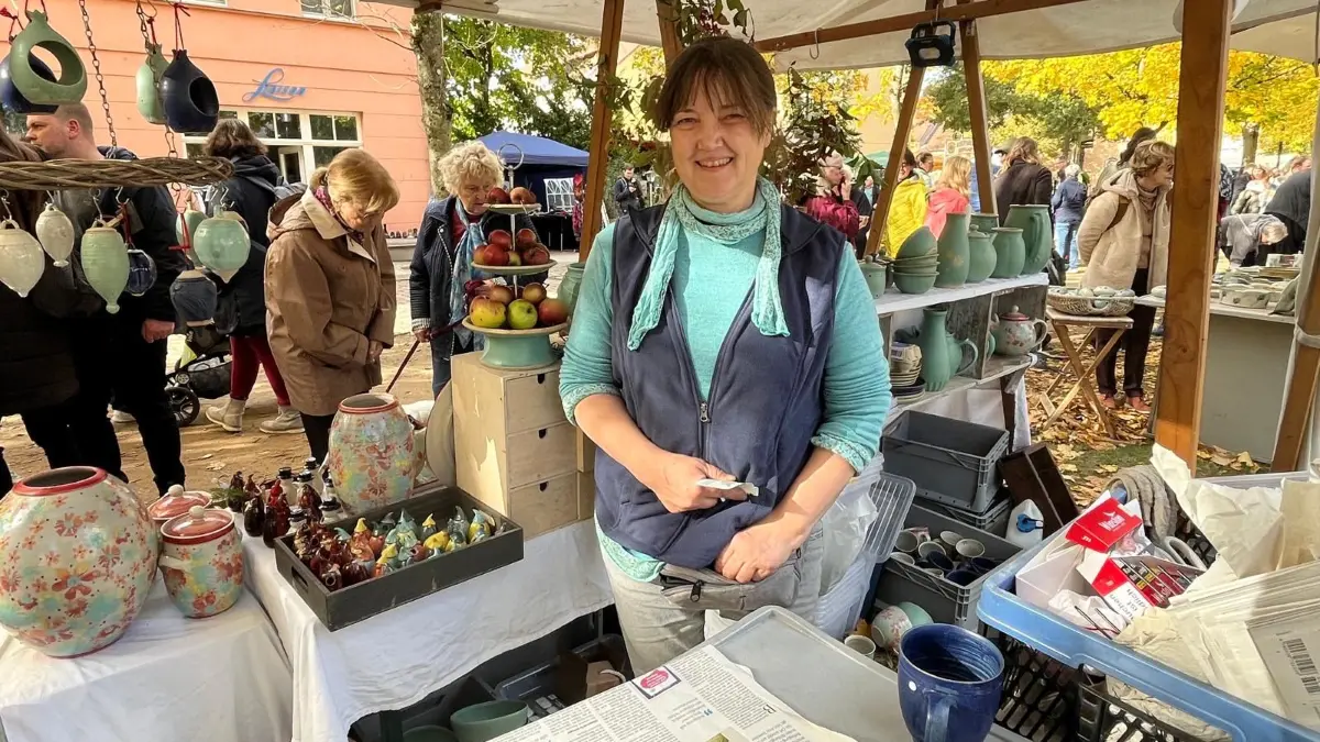 Am kommenden Wochenende ist wieder Töpfermarkt in Cottbus. Mit dabei ist auch die Keramikmeisterin Gemma Graf aus Cottbus. Was macht ihre Arbeit so besonders?