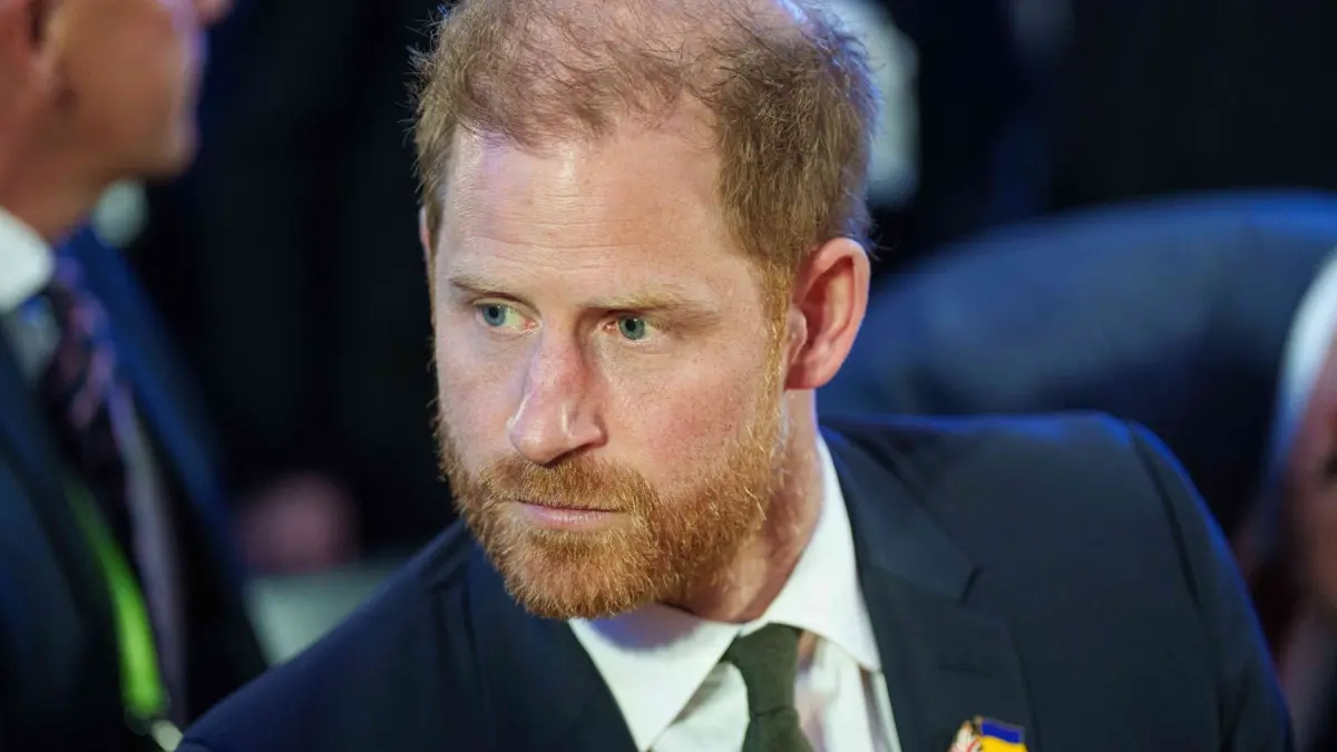 Prinz Harry: ARCHIV - 23.04.2026, Ukraine, Kiew: Der britische Prinz Harry nimmt am Sicherheitsforum in der ukrainischen Hauptstadt teil. (zu dpa: «Medien: Harry und Meghan überrascht von Klarstellung») Foto: Evgeniy Maloletka/AP/dpa +++ dpa-Bildfunk +++