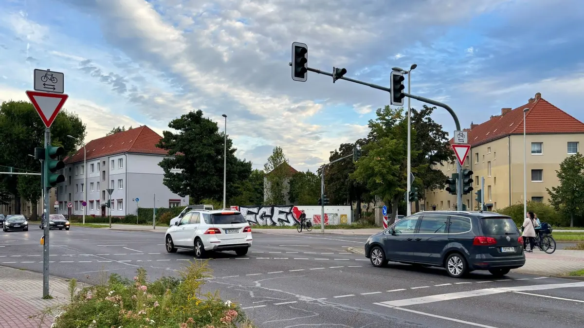 Blick auf die Lagune-Kreuzung in Cottbus, wo sich Sielower Landstraße und der Nordring kreuzen. Ab Montag wird der Nordring ab hier zur Einbahnstraße.