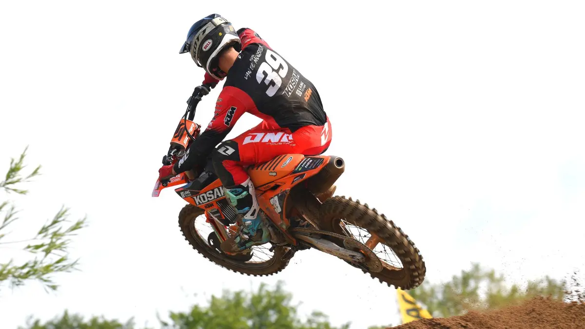 Der Niederländer Roan van de Moosdijk (Kosak Racing Team) kommt als Titelverteidiger zum letzten Rennen der ADAC MX Masters nach Fürstlich Drehna.
