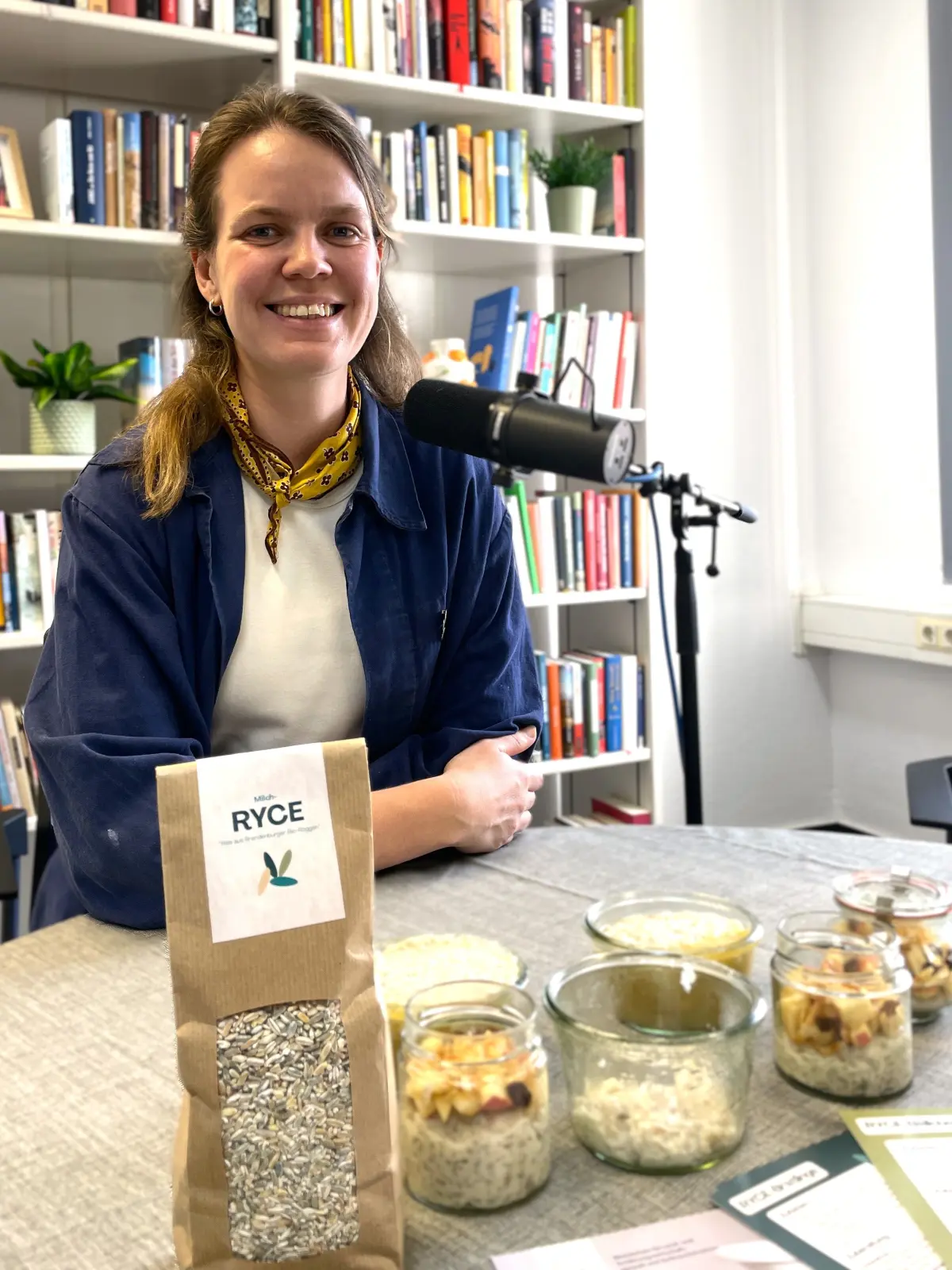 Ameli Uhlig von der Fördergemeinschaft Ökologischer Landbau Berlin-Brandenburg (FÖL) am 20.08.2026 im Podcast-Studio der MOZ in Frankfurt (Oder)