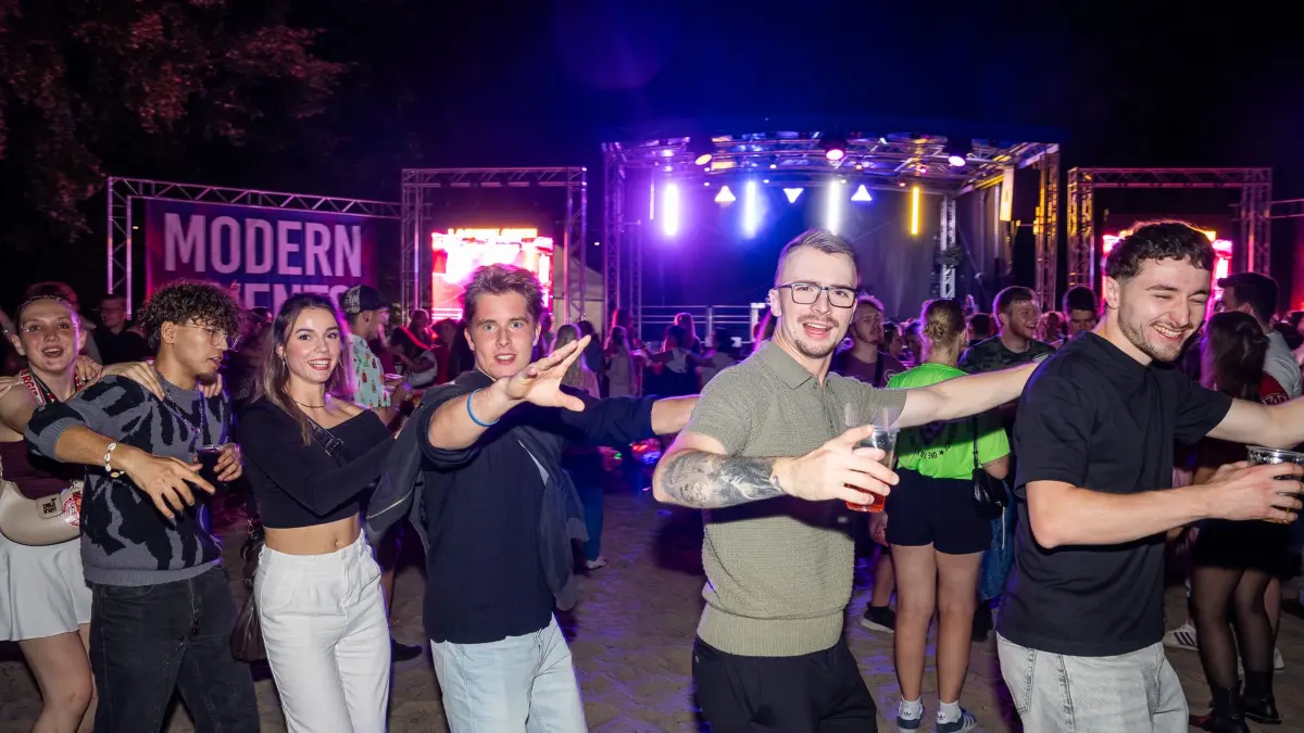 Party in der Lagune