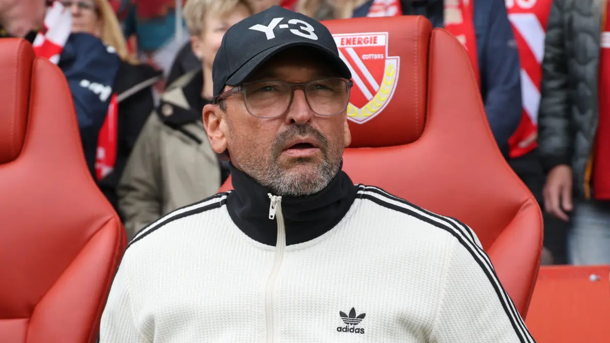 Fussball 2. Bundesliga 2026/2027 FC Energie Cottbus - FC St. Pauli: Trainer Claus-Dieter Wollitz (Energie Cottbus)