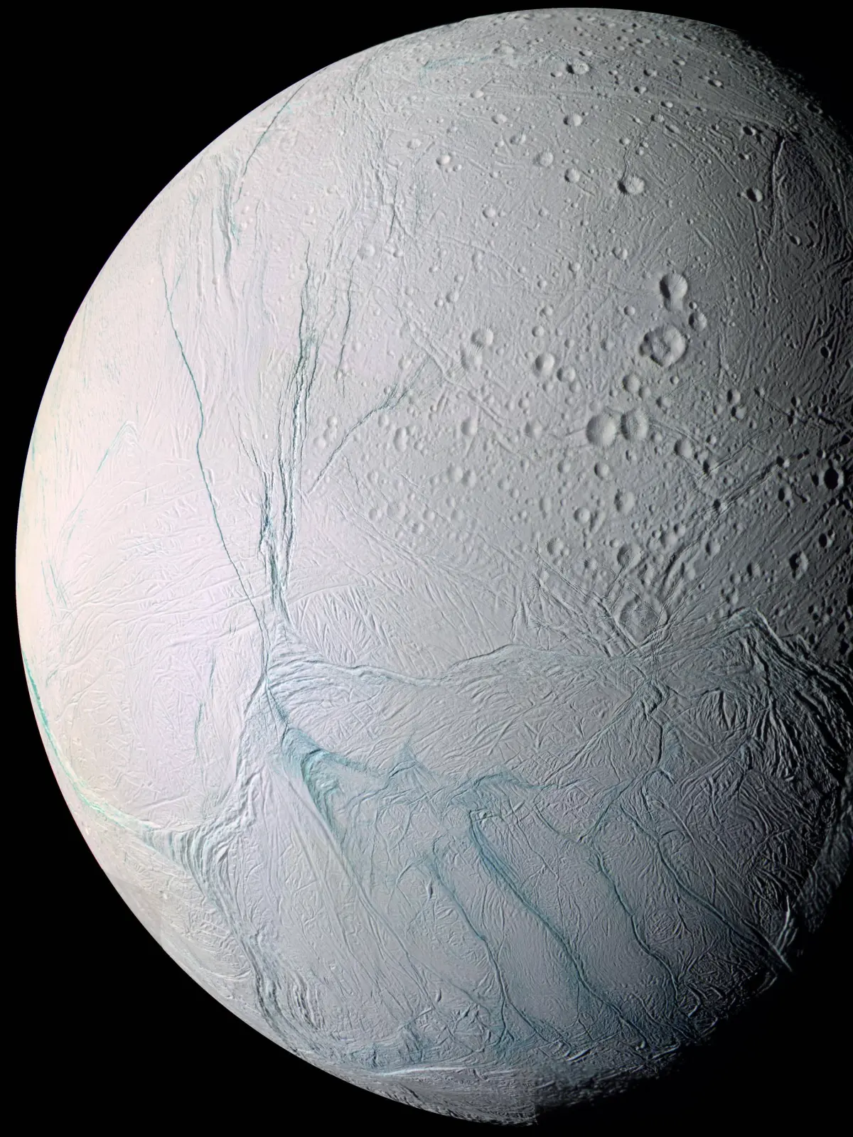 Dieses Foto der Nasa zeigt den Vorbeiflug der Raumsonde Cassini am Saturnmond Enceladus.