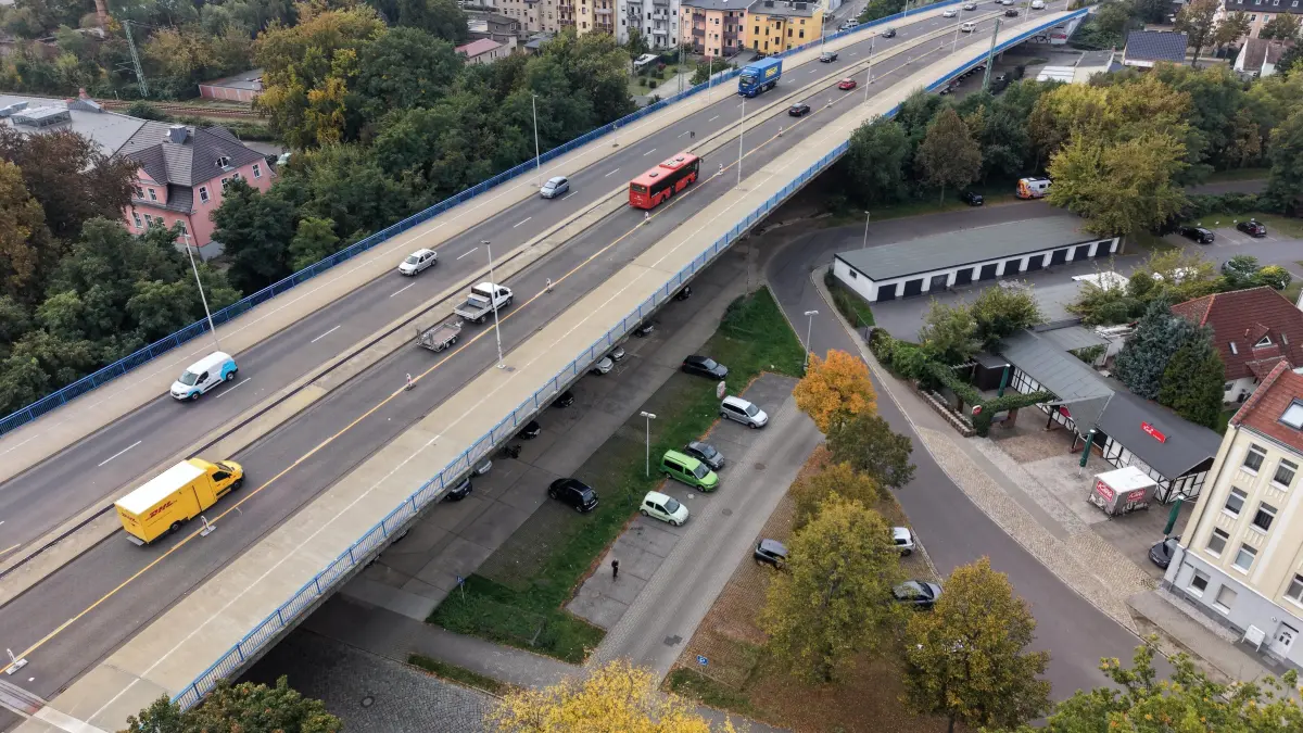 Strassenbau Brücken Okt 2026: Strassenbauarbeiten und marode Brücken in Cottbus
Stadtringbrücke Zwischen Parzellenstrasse und Bautzener Strasse
