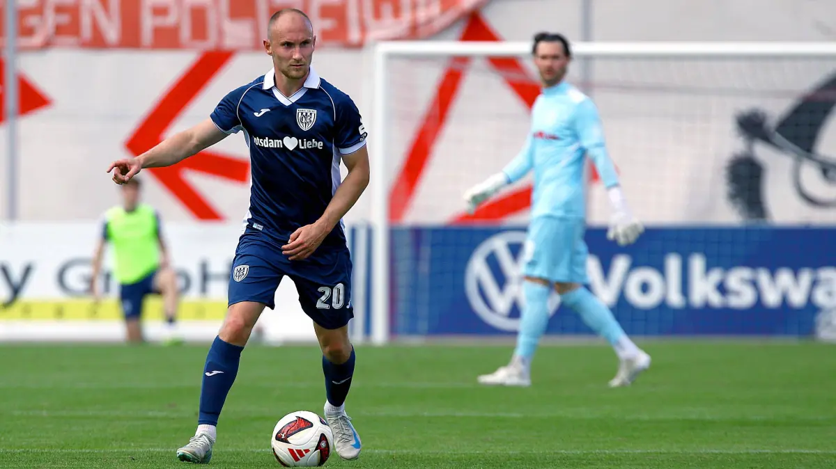 Tobias Hasse ist beim SV Babelsberg Stammspieler in der Regionalliga Nordost. Zum FC Energie Cottbus gibt es weiter engen Kontakt.