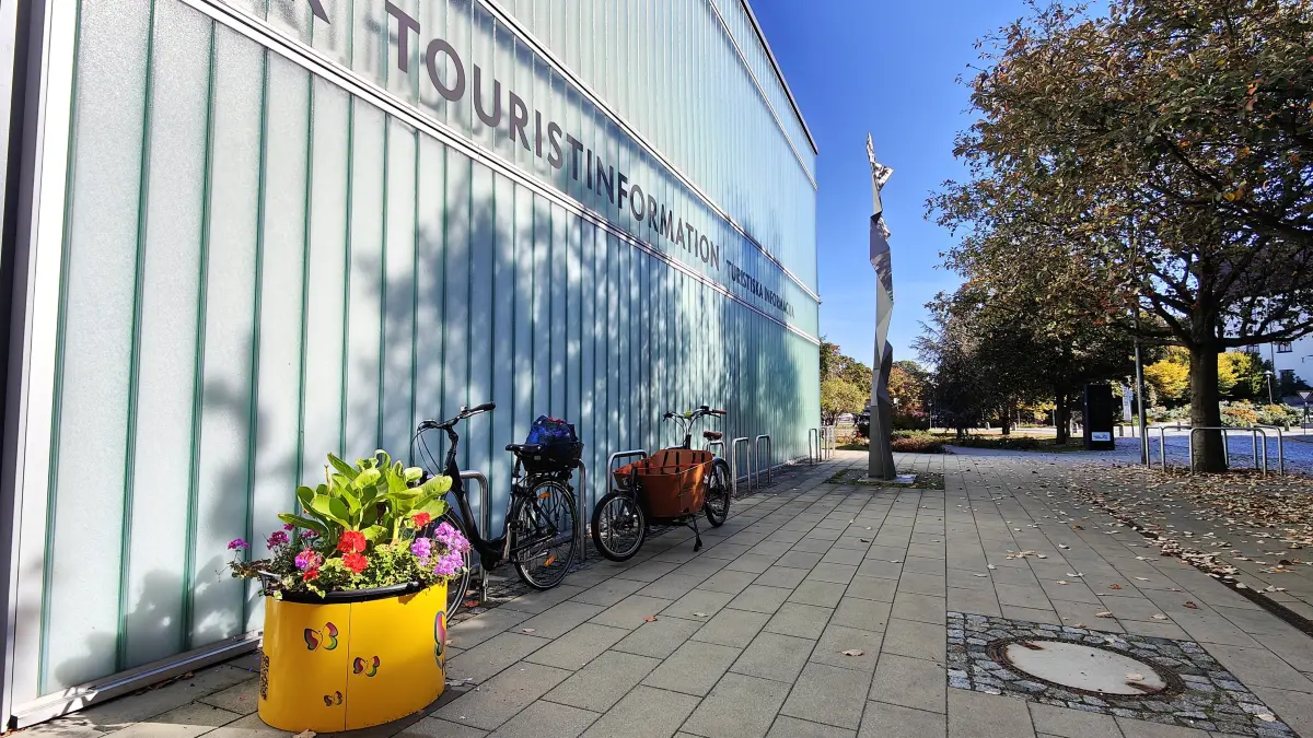 Die Touristinformation Hoyerswerda wird auch in den kommenden zehn Jahren wie bisher weitergeführt.