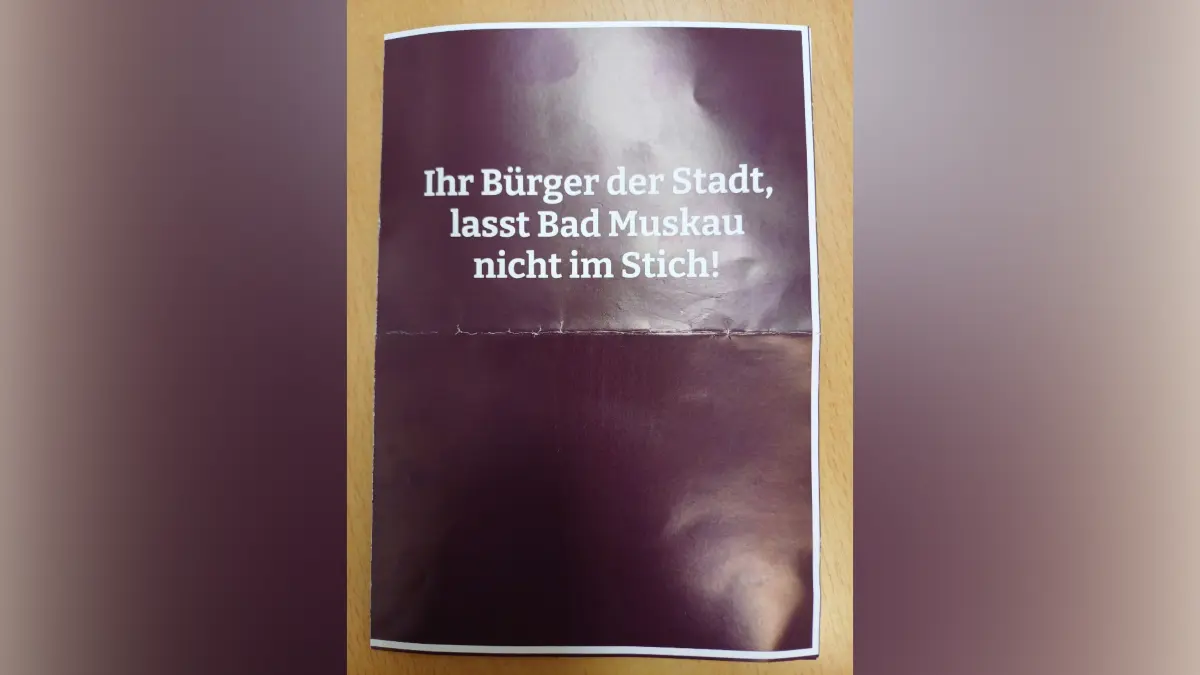 Ein anonymer Wahlflyer sorgt in Bad Muskau für Wirbel.