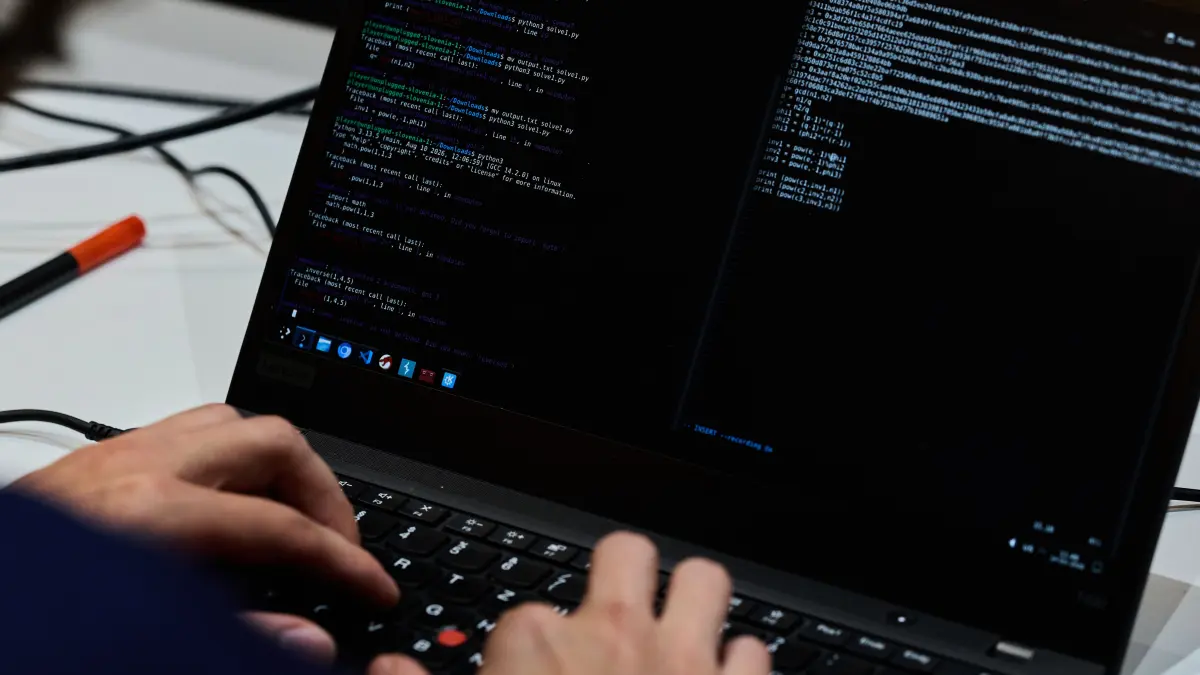 In ganz Brandenburg führt die Warnung des Bundesamtes in der Informationstechnik zu Webseiten, die offline genommen werden.