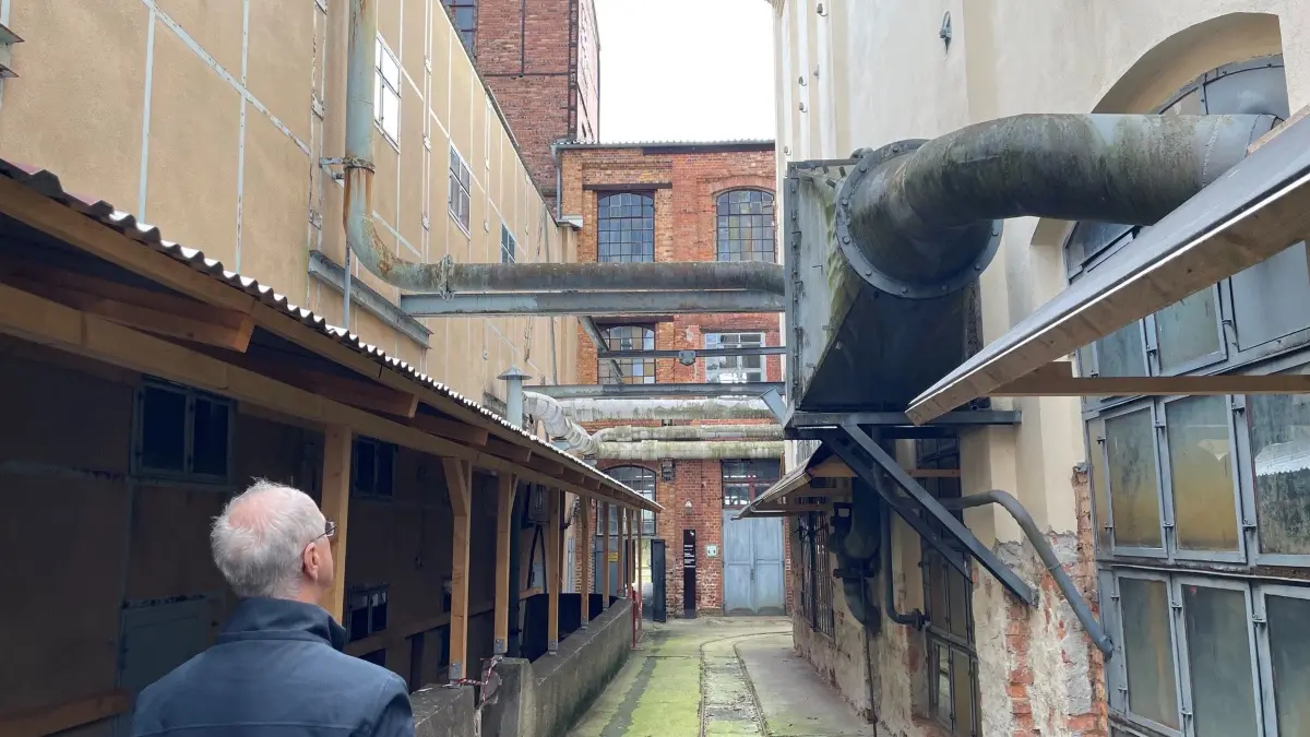 Das Technische Denkmal Brikettfabrik "Louise" in Domsdorf. Es zu erhalten und touristisch anziehend zu machen, ist eine Mammutaufgabe. Wie viele helfen wollen, dieses Alleinstellungsmerkmal des Kreises zu erhalten.