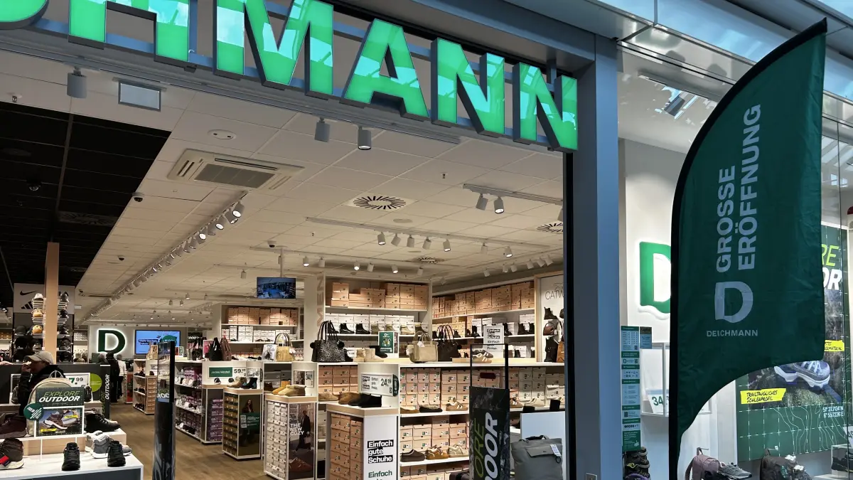 Die Deichmann-Filiale im Lausitz-Center hat ab sofort wieder geöffnet - sieht allerdings anders aus.